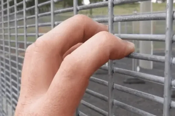 anti climb fence for prisons 2